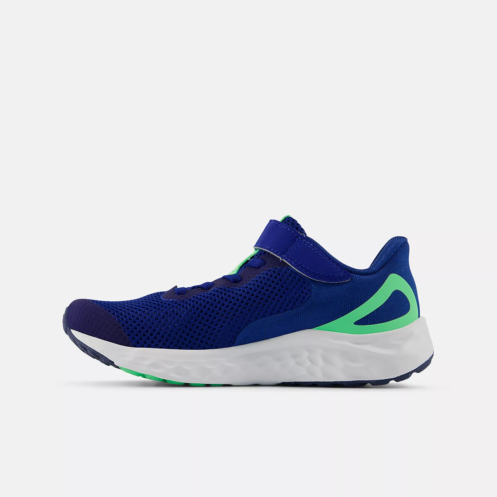 New Balance Kids Fresh Foam Arishi V4 Bungee Lace Shoes - Image 3