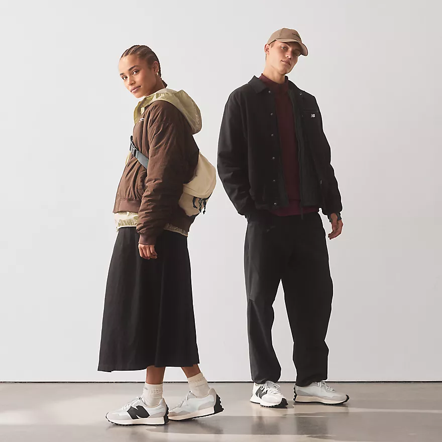 New Balance Women's 327 Sea Salt White/Black Shoes - Image 7