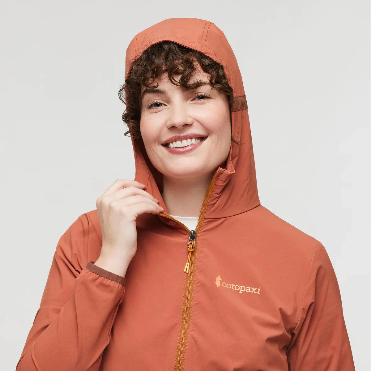 Cotopaxi Women’s Vuelta Performance Windbreaker - Image 5